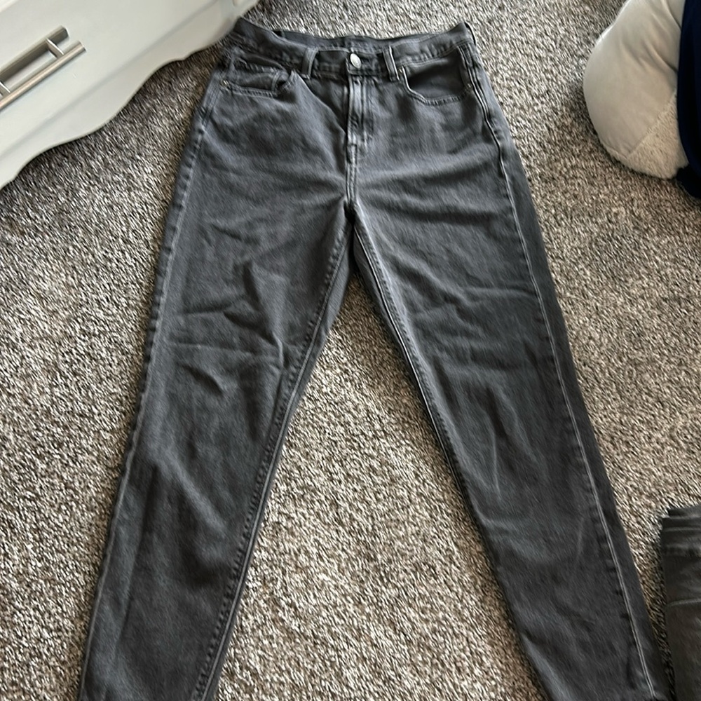 Dark wash mid-rise jeans